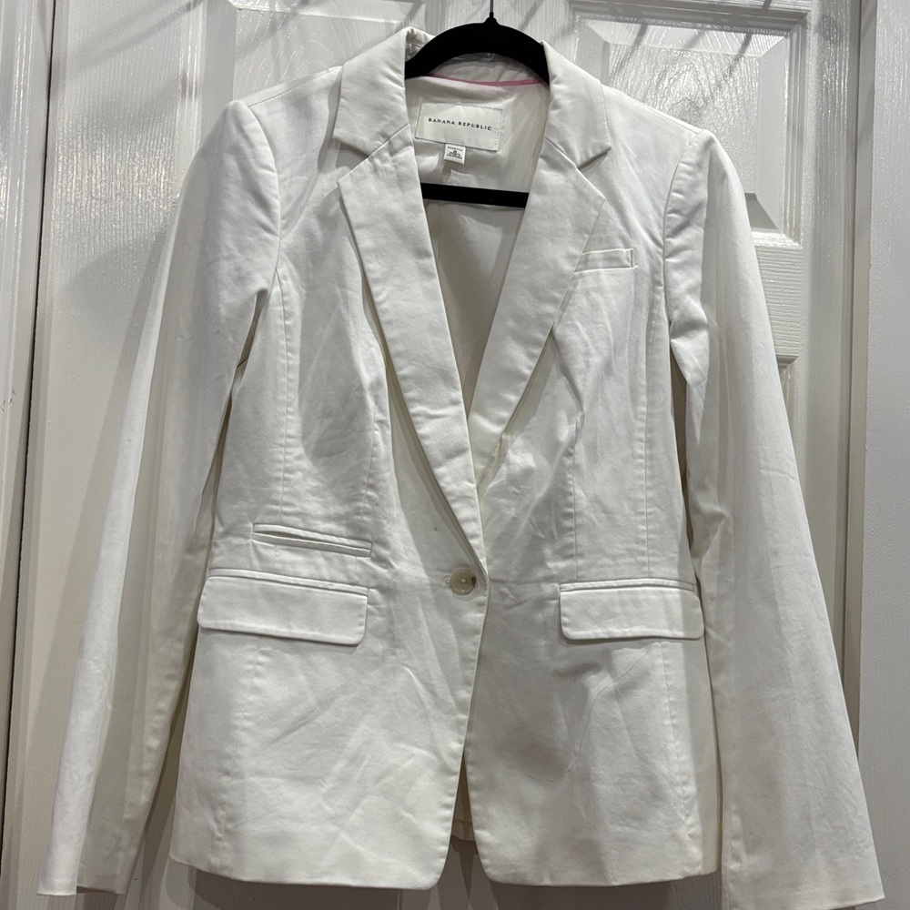 Banana Republic Classic White Blazer